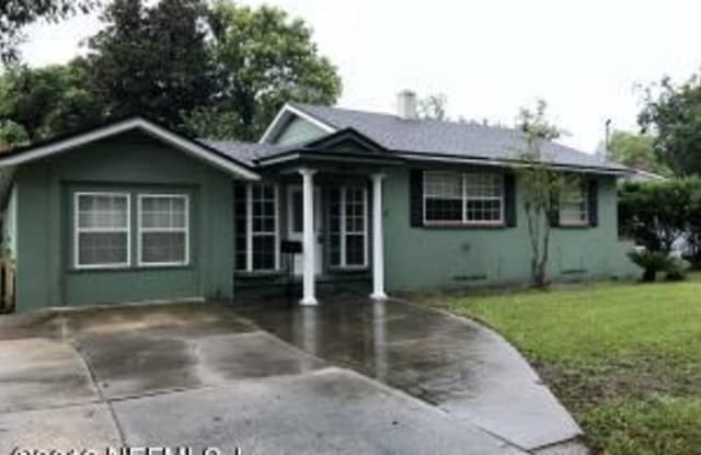 4929 BRIDGEWATER CIR - 4929 Bridgewater Circle, Jacksonville, FL 32207