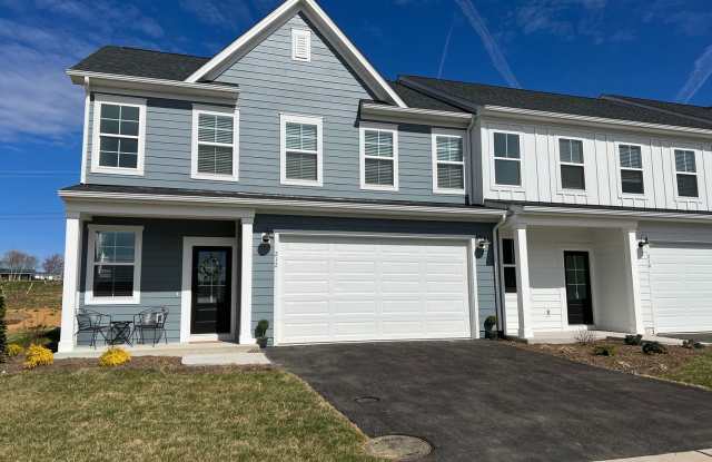 Beautiful Home in the Westhill Community - 6 Months Lease - 212 Addison Court, Prices Fork, VA 24060