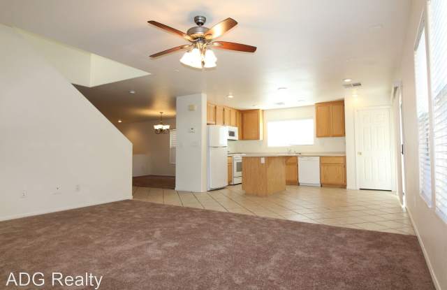 765 La Tosca St. -Las Vegas- Gallery 3