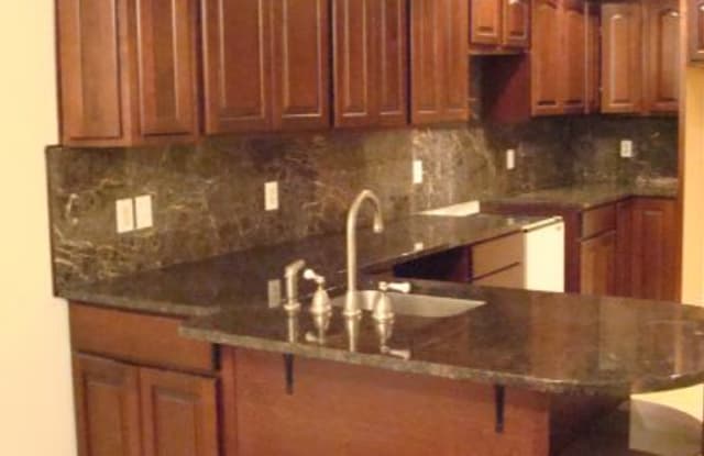 4 South Gilmor St - 4 South Gilmor Street, Baltimore, MD 21223