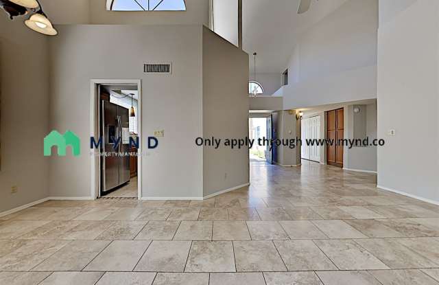 4052 E Sunnyside Dr Gallery 2