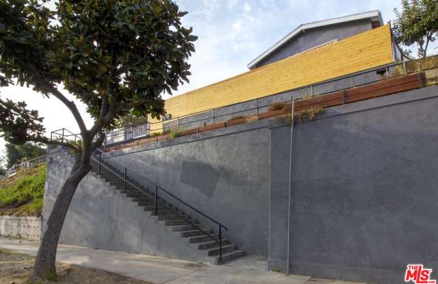 3443 North FIGUEROA Street Gallery 2