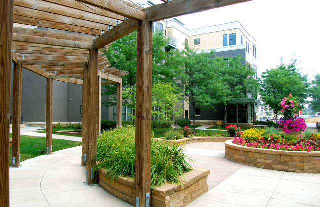 Vine Street Lofts Gallery 3