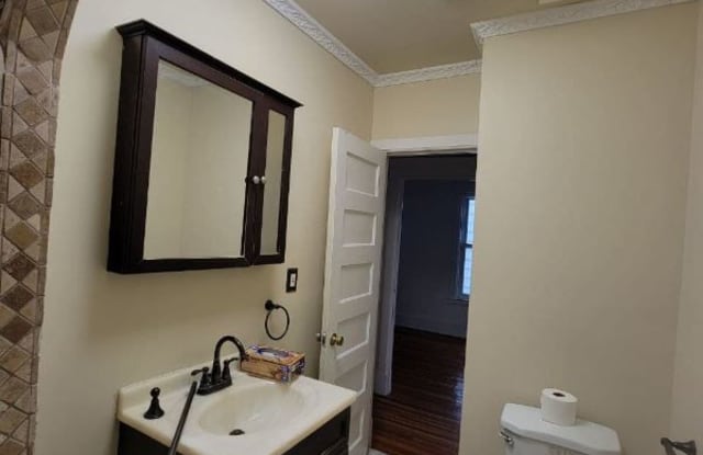 258 Manning Blvd FL 2 - 258 Manning Boulevard, Albany, NY 12206
