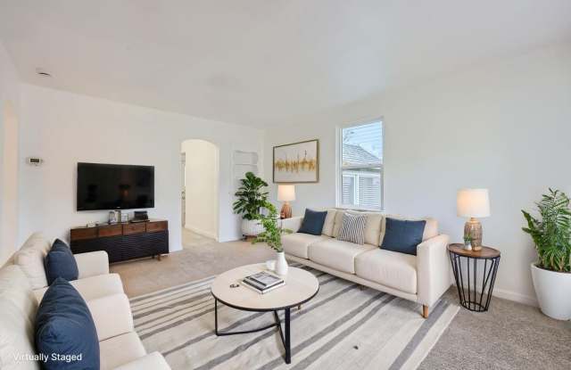 **Bright and Spacious 2-Bedroom Home in the Heart of Denver!!** - 1660 South Fillmore Street, Denver, CO 80210