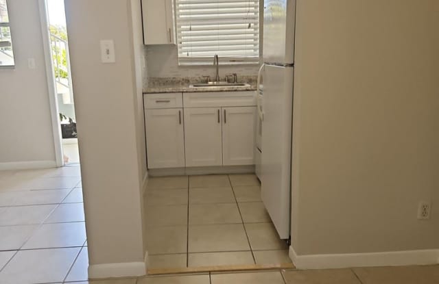 665 Northwest 7th Avenue photos photos