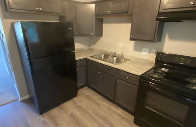 7195 Euston Street - 3 photos photos