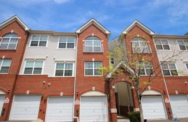 50 LYON CT - 50 Lyon Court, Jersey City, NJ 07305