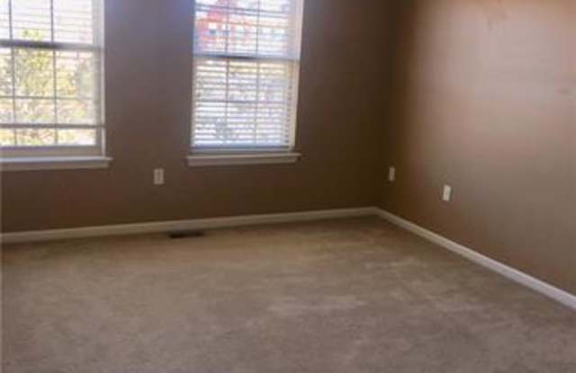 39800 ROCKCREST Circle Gallery 3