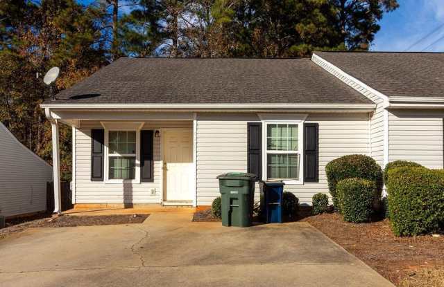 1703 Summerwoods Lane Gallery 1