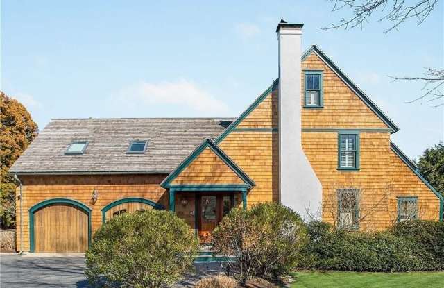 240 Third Beach Road - 240 3rd Beach Road, Newport County, RI 02842