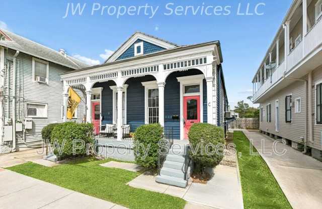 5225 Magazine St photos photos