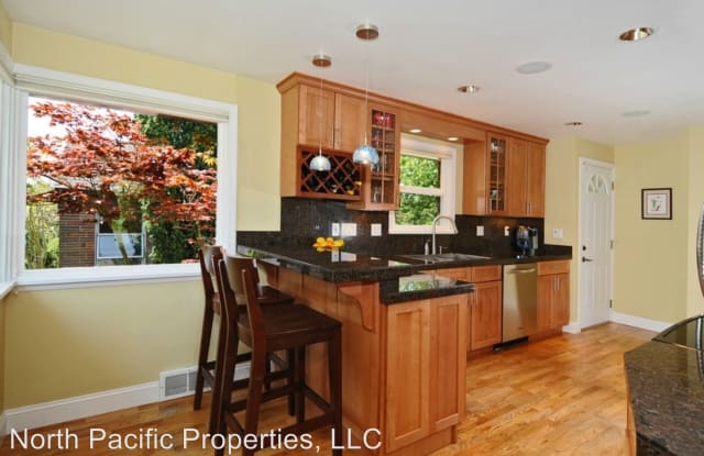7757 21ST AVE NW - 7757 21st Avenue Northwest, Seattle, WA 98117