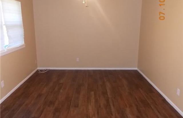 1346 Rivercrest Drive Gallery 2