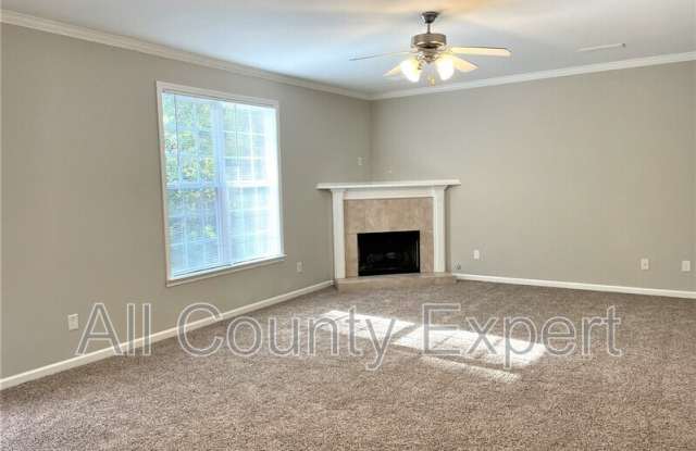 2370 Temple View Ct Gallery 4