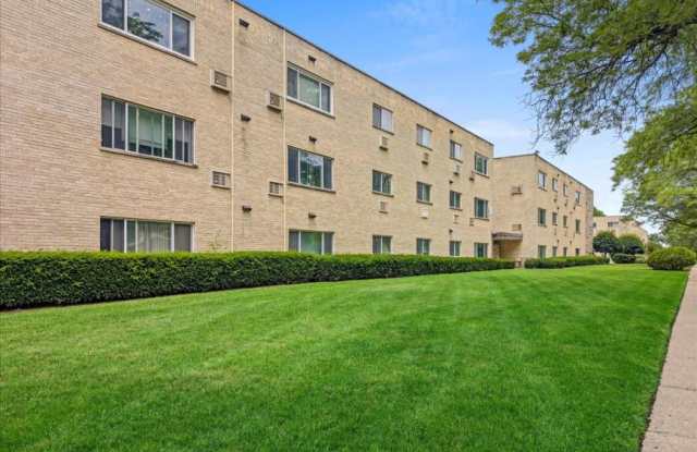 700 McKinley Gallery 1