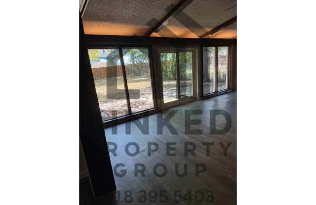 Beautiful Fully Remodeled 3 bedroom in the Heart of Broken Arrow Gallery 4