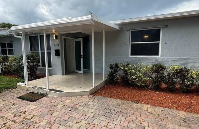 1619 Shenandoah St photos photos