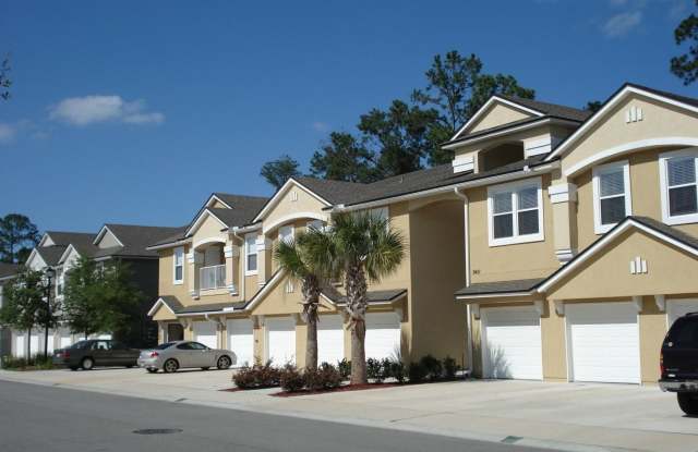 Great 2 bedroom/ 2 bathroom, 1 car garage condo in the heart of Mandarin! photos photos
