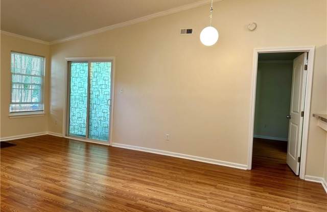 4191 Thalia Station Circle Gallery 3