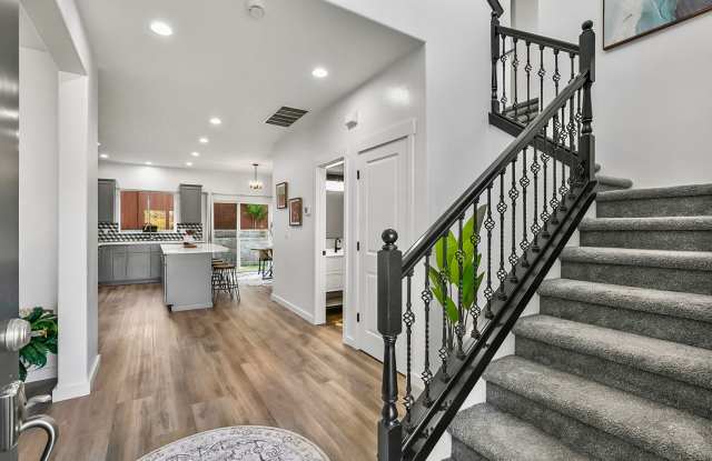 ✨ Spacious Snohomish Home with Luxury Features & Room to Live! ✨ Gallery 4