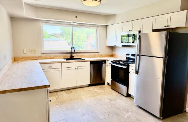 2965 Westridge Ave photos photos