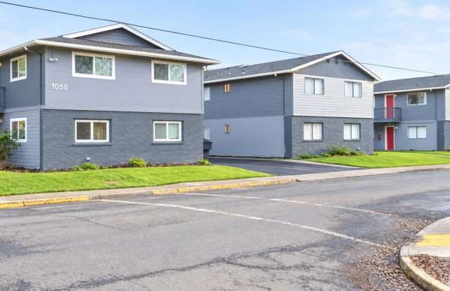 Charming Two Bedroom Close To Lovely Community Park! Gallery 3