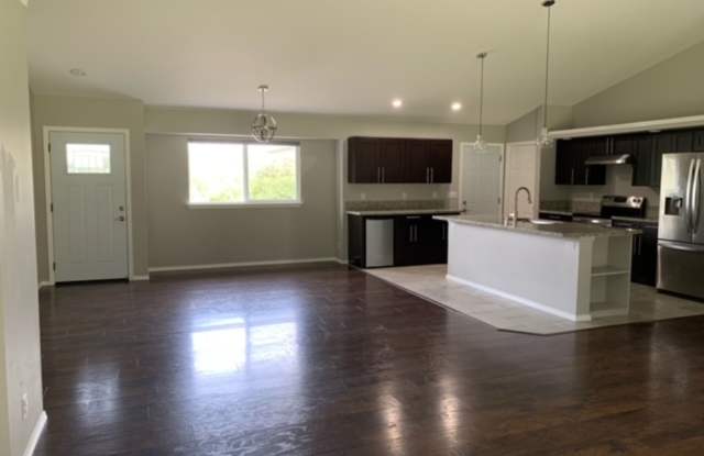 3 bed/2 bath - Ready to Move In photos photos