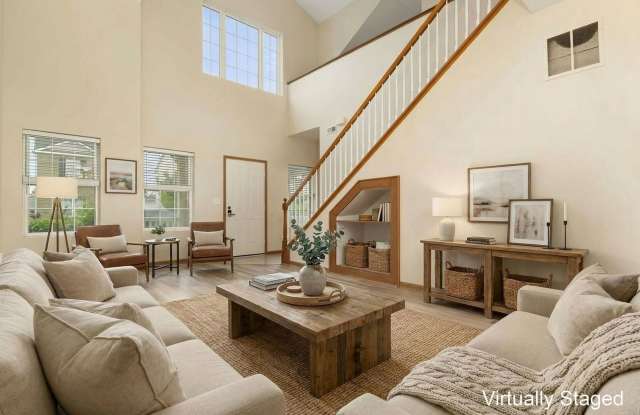 Beautifully Updated Single Family in a Private Community photos photos