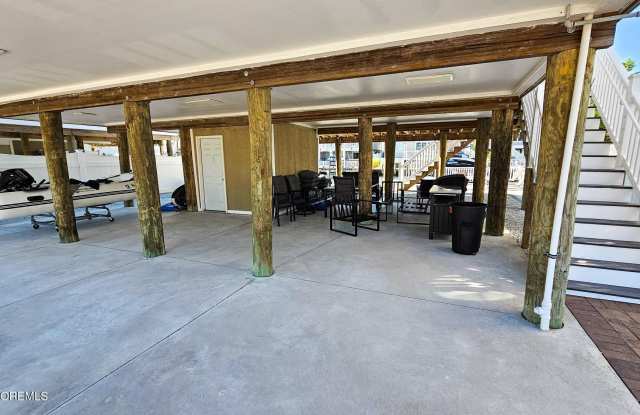 52 Nancy Drive Gallery 2