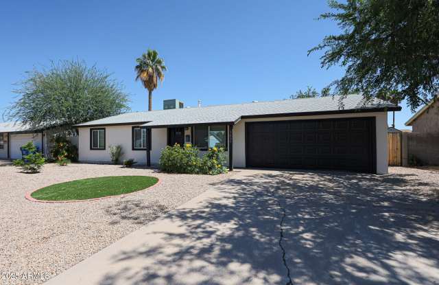 3839 E FRIESS Drive photos photos