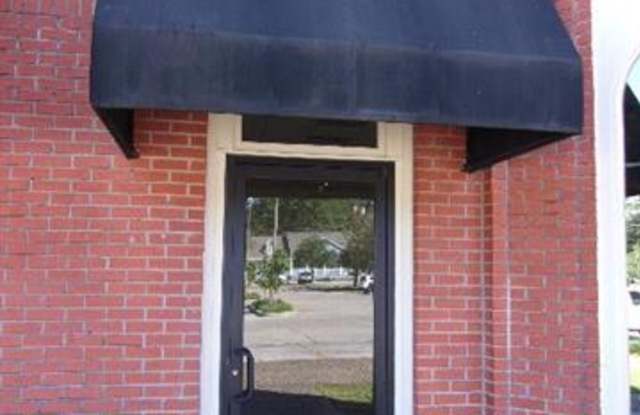 100 S TYLER Street Gallery 2