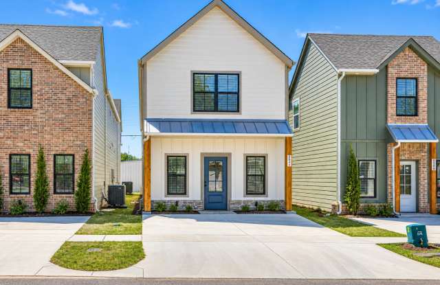 Modern 3-Bedroom Townhome Gallery 1