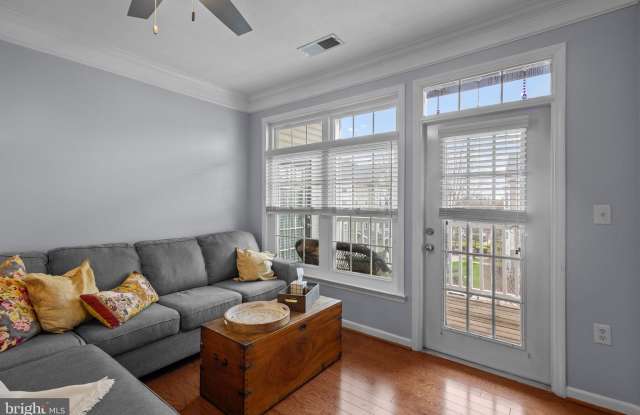 508 SUNSET VIEW Terrace SE photos photos