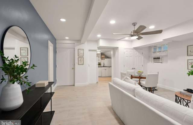 3039 MACOMB Street NW Gallery 2