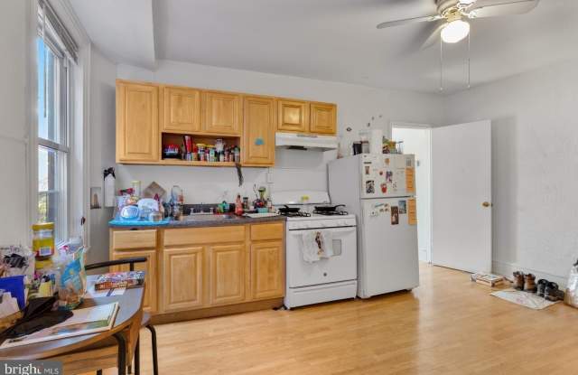 131 W SUSQUEHANNA Avenue photos photos