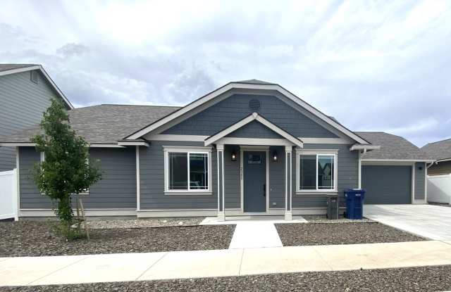 Exceptional 3 Bed, 2 Bath Home! photos photos