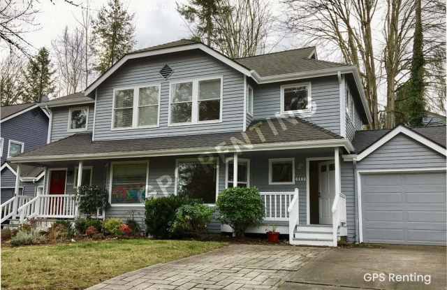 Spacious Two-Level Klahanie Townhome – Nature at Your Doorstep! photos photos