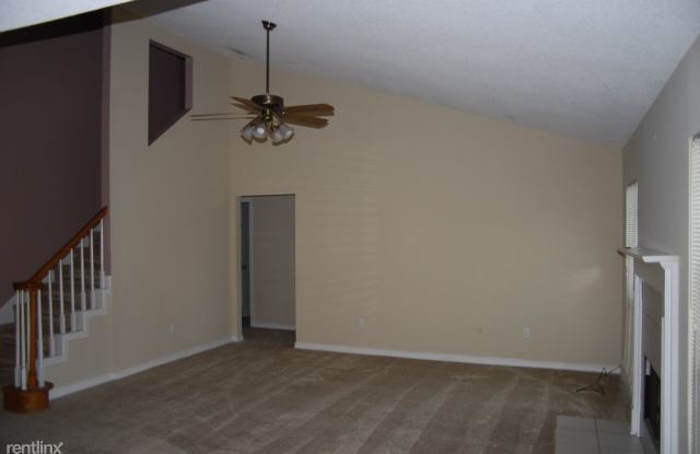 9 Pine Lake Ct Gallery 2
