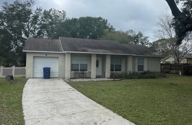 8 LAKE JACKSON COURT - 8 Lake Jackson Court, Mascotte, FL 34753