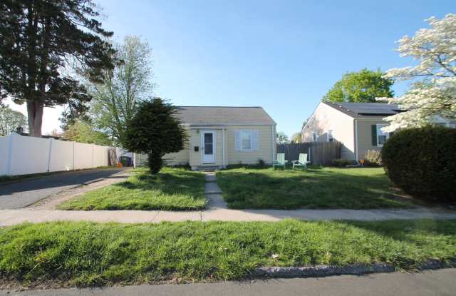 756 Merritt Street photos photos