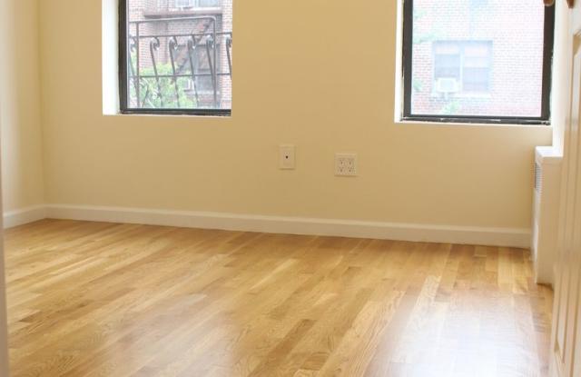 433 W 53rd St - 433 West 53rd Street, New York City, NY 10019