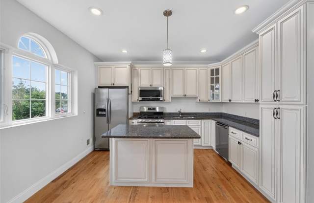 524 Harrison Avenue 7 photos photos
