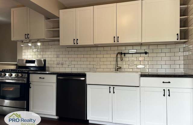3 Bedroom Bungalow **Half off 1 Month's Rent with an October 2026 Move In** Gallery 3