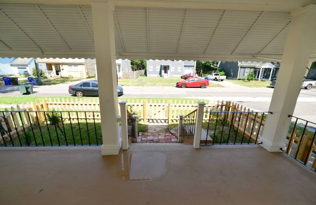 Renovated Cottage near ODU Gallery 4