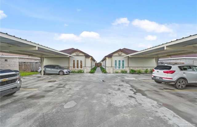 908 La Pointe Avenue - 908 West La Pointe Avenue, Alton, TX 78573