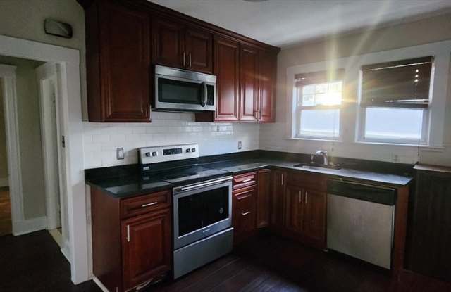 38 Murdock Ave - 38 Murdock Avenue, Quincy, MA 02169