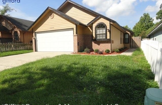 1262 Suffolk Place - 1262 Suffolk Place, Lakeside, FL 32065