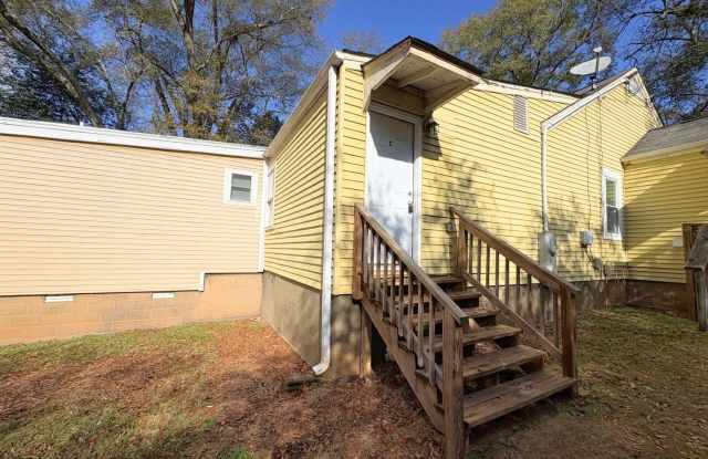 PRE-LEASING FOR AUGUST 9 2026! photos photos