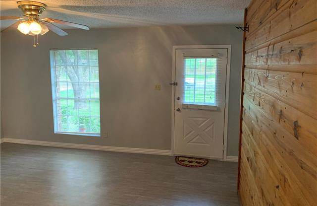 1103 Long Meadow DR Gallery 4